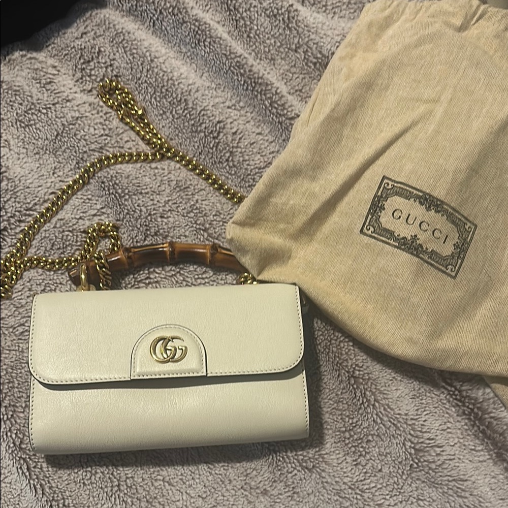 Gucci Cream Leather Clutch with Bamboo Handle